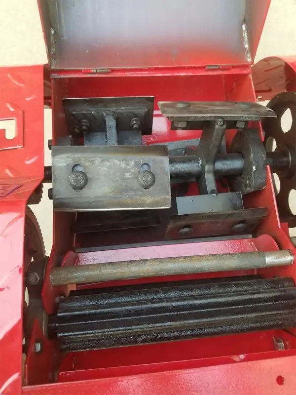 grass cutting machine