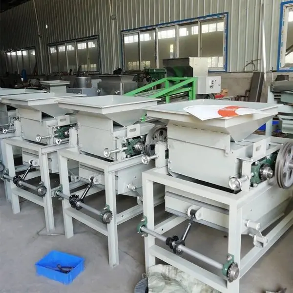 hazelnut cracker machine